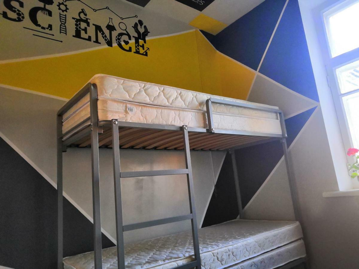Yourhostel Университет Kijev Kültér fotó